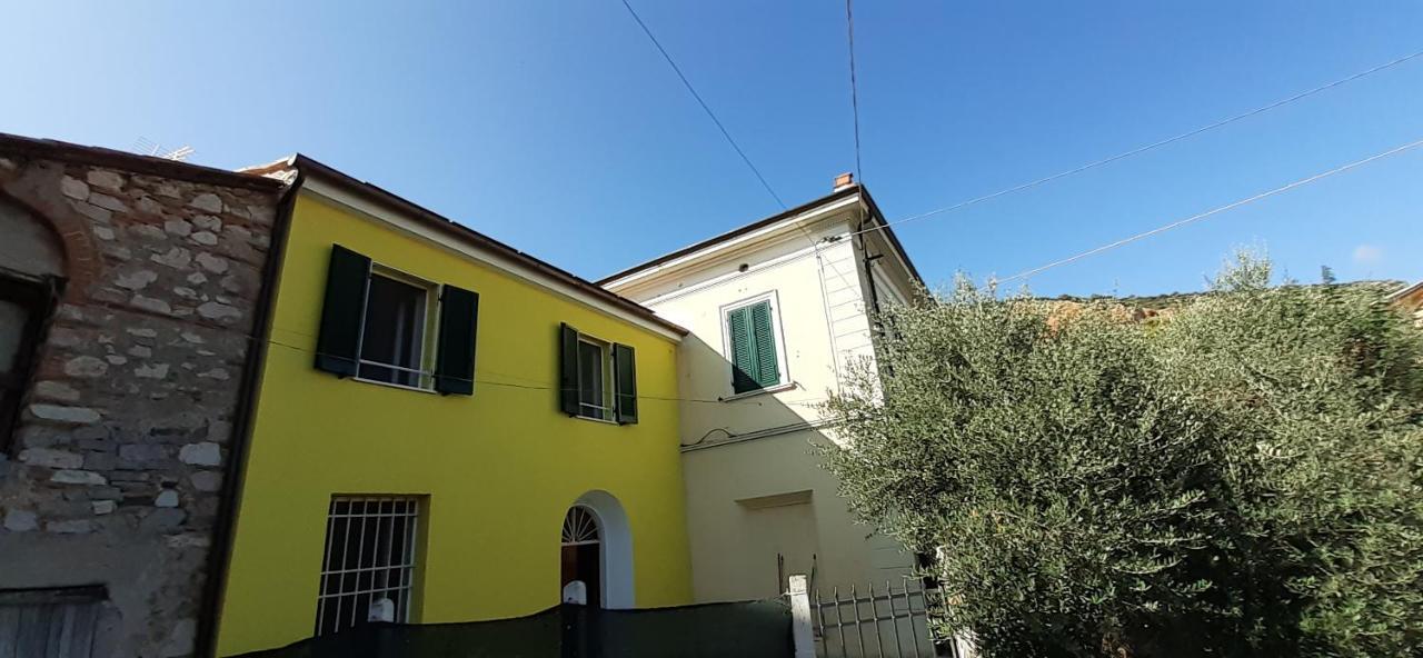 La Casa Gialla Del Ristoro Agricolo Vecchiano Villa Exterior foto